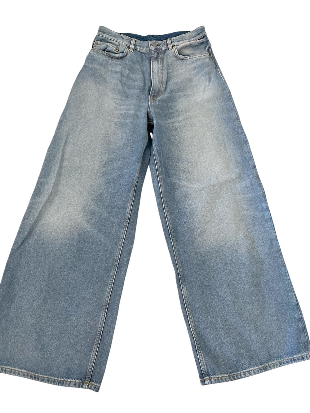 COS relaxed fit wide leg high rise jeans blue lightwashed size 28